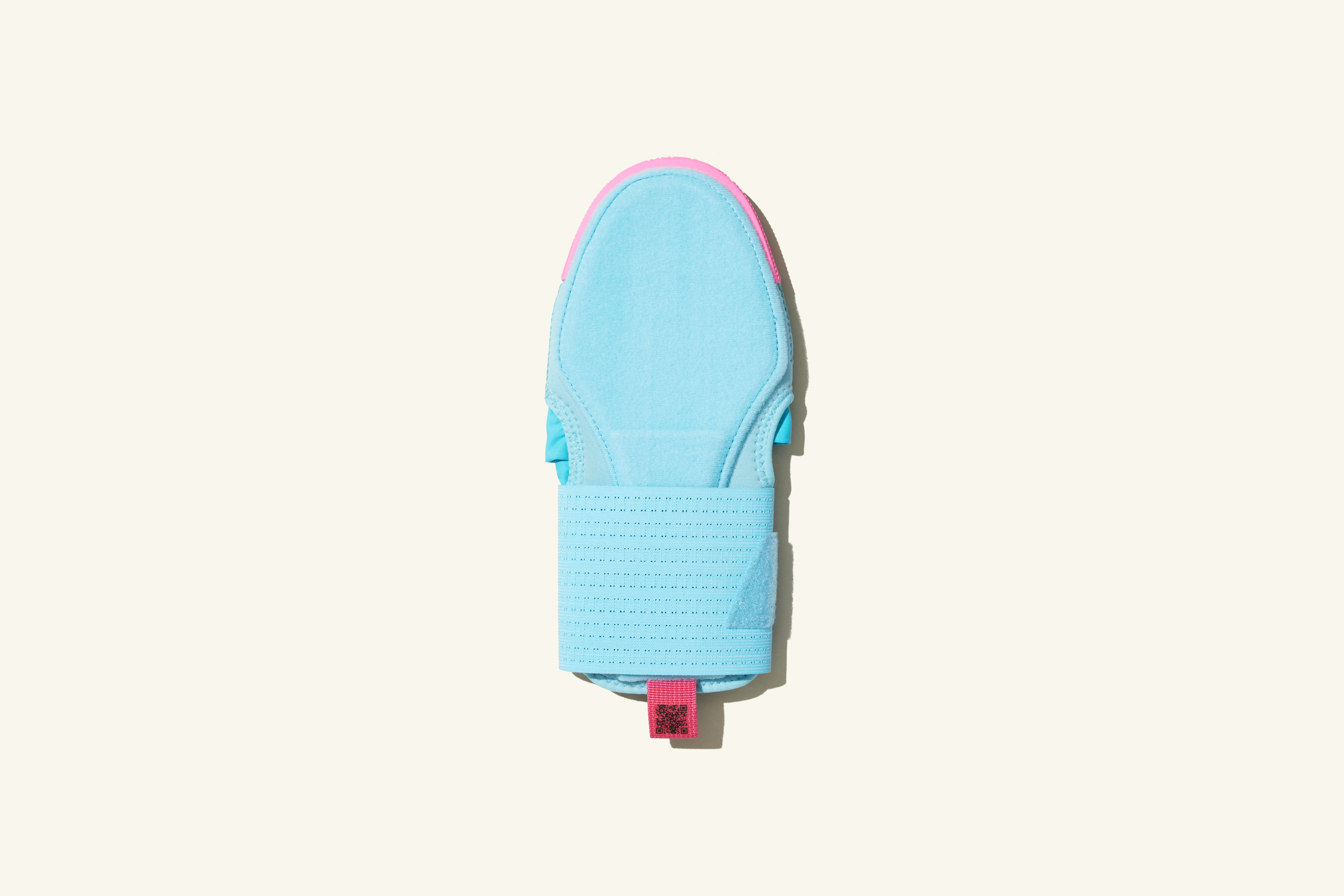 COMBAT MFG Sliding Mitt, Chapel Hill